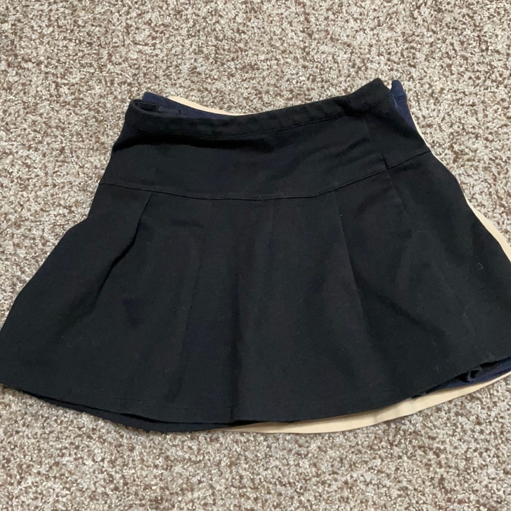 3 medium GAP shirts w/pleats